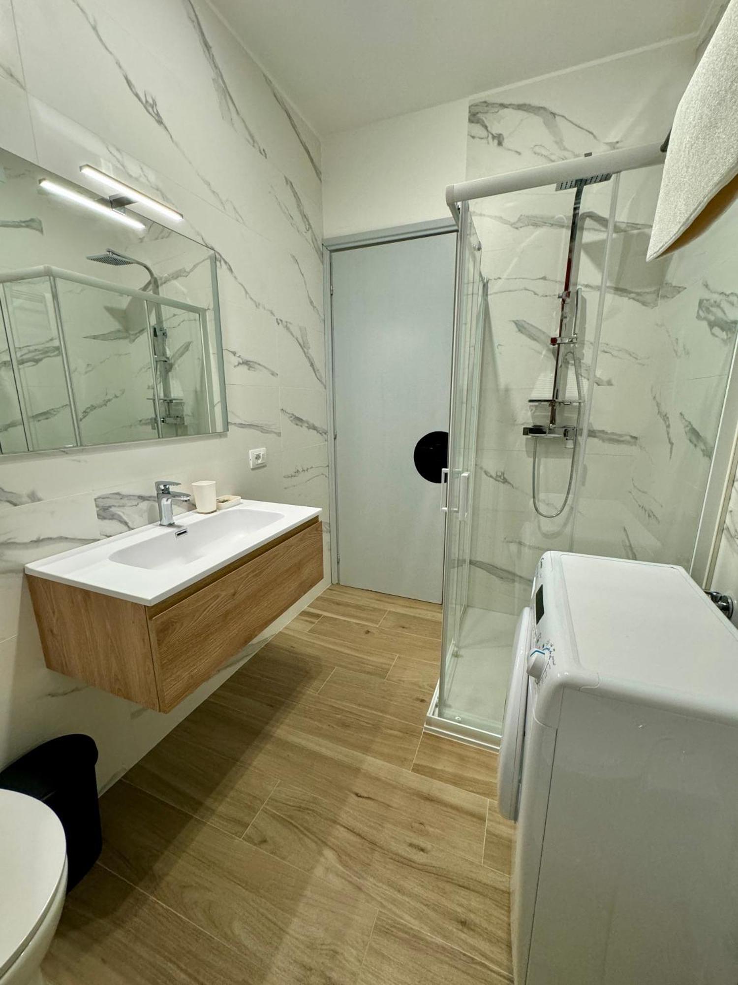 Bed and Breakfast L'Armadio Di Narnia Alzano Lombardo Exterior foto
